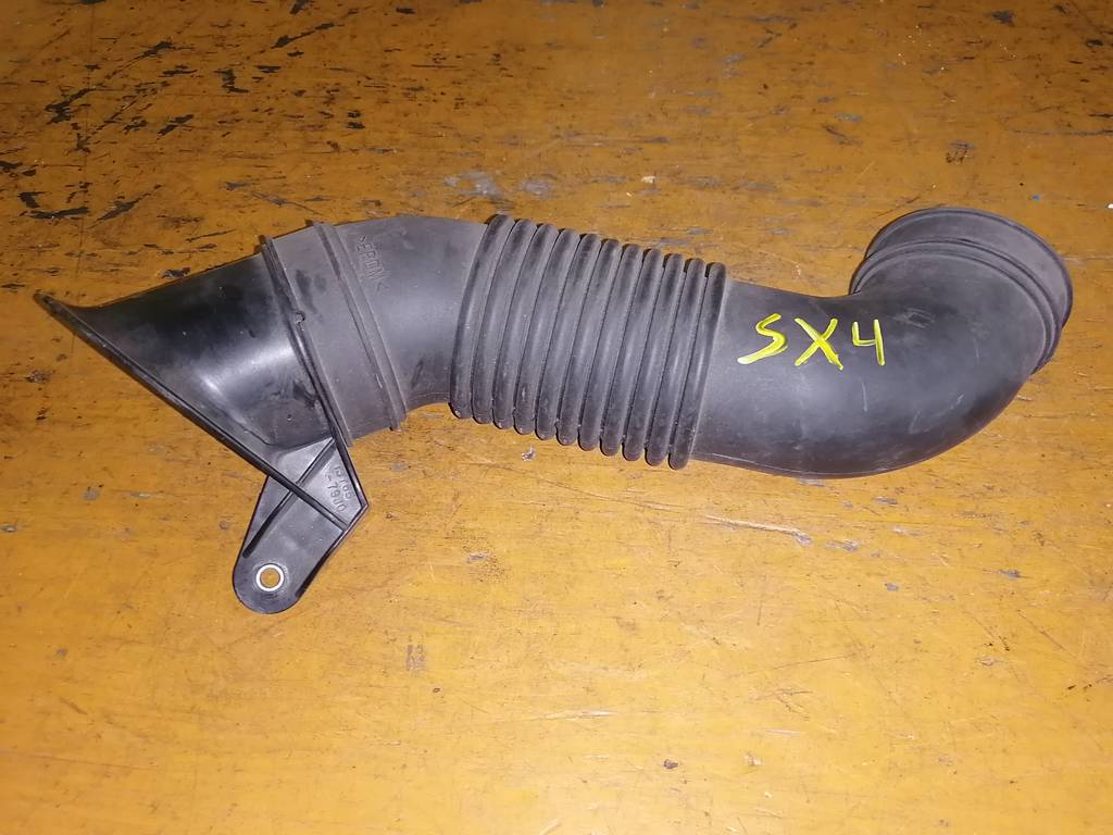 воздухозаборник Suzuki SX4
