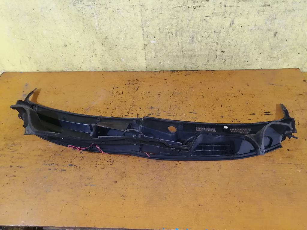 жабо Honda Fit