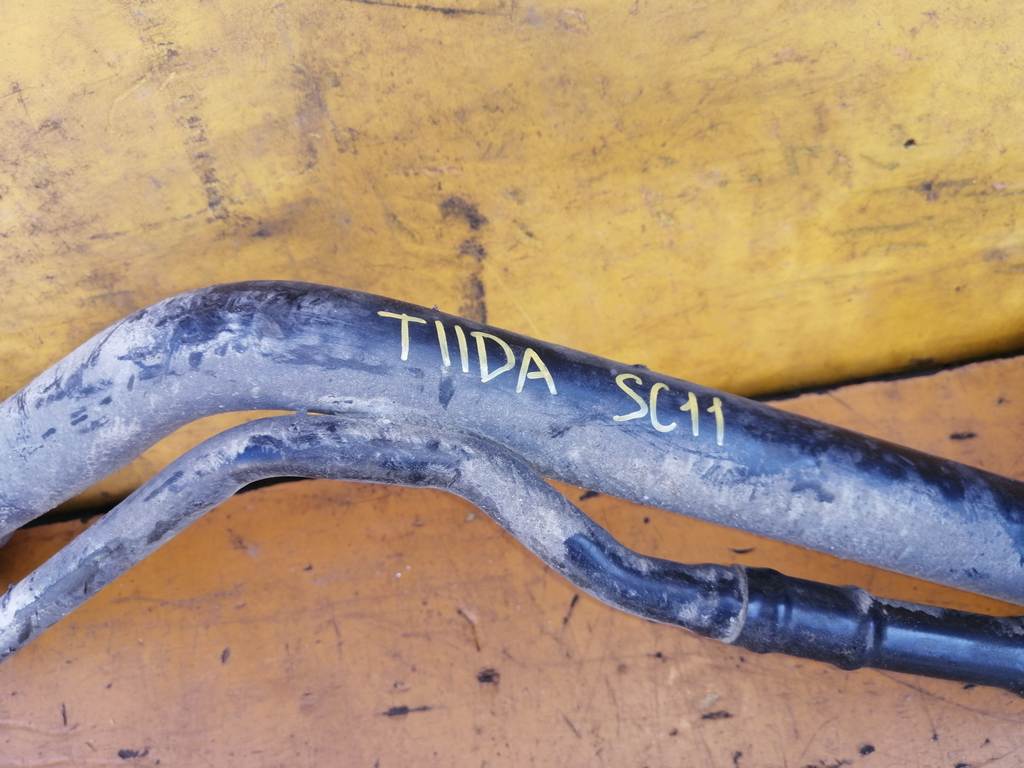 горловина топливного бака Nissan Tiida Latio