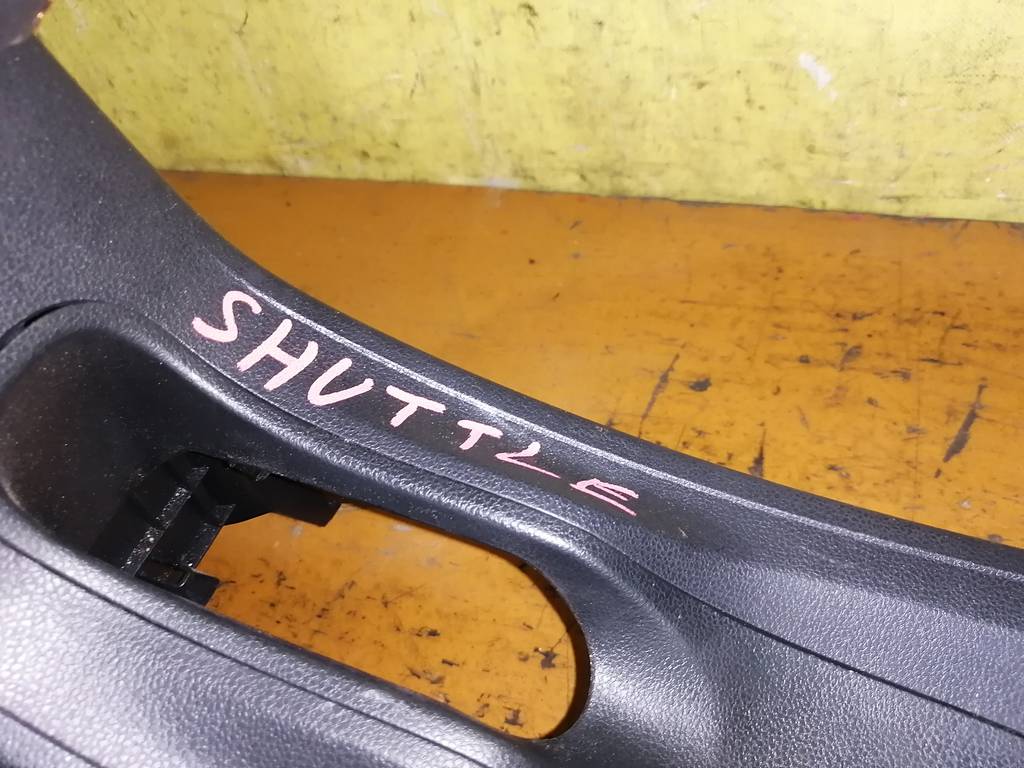 консоль между сидений Honda Fit Shuttle