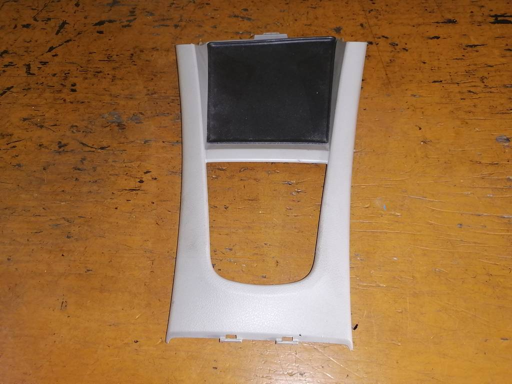 консоль кпп Subaru Impreza