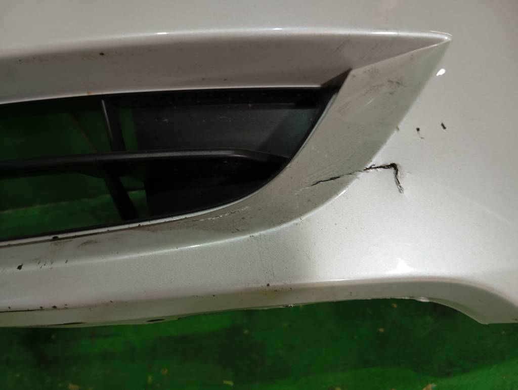 бампер Subaru Impreza