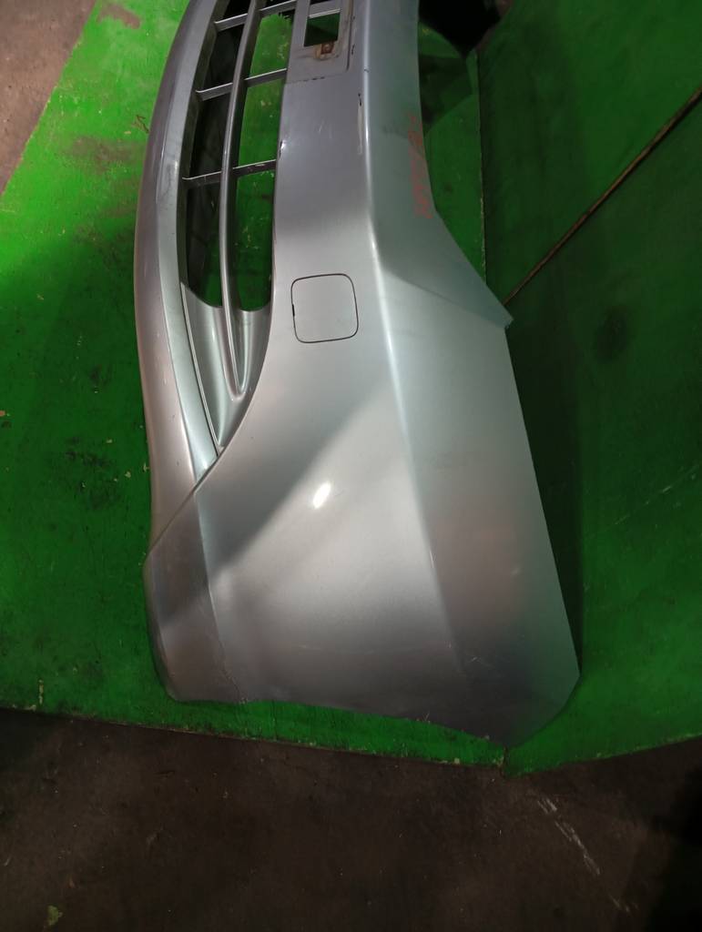 бампер Honda Freed