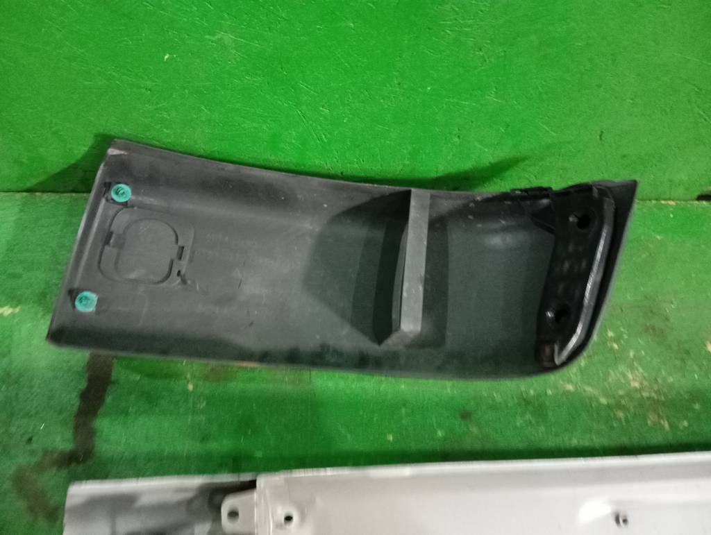 бампер Toyota Probox