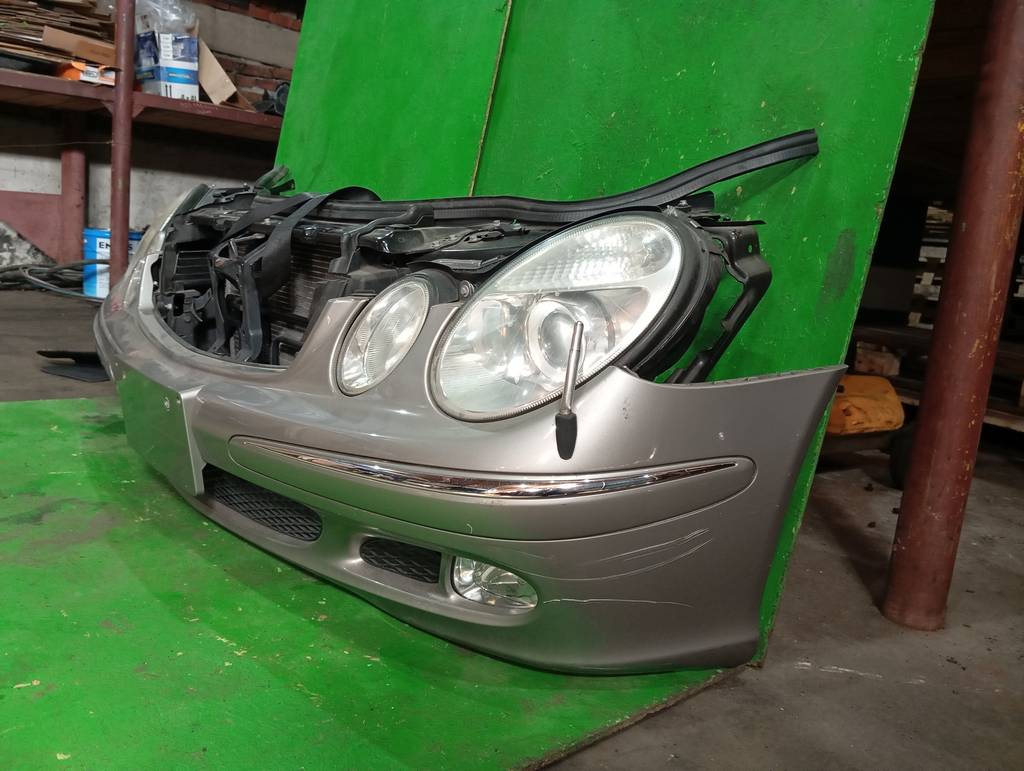 ноускат Mercedes-Benz E-Class