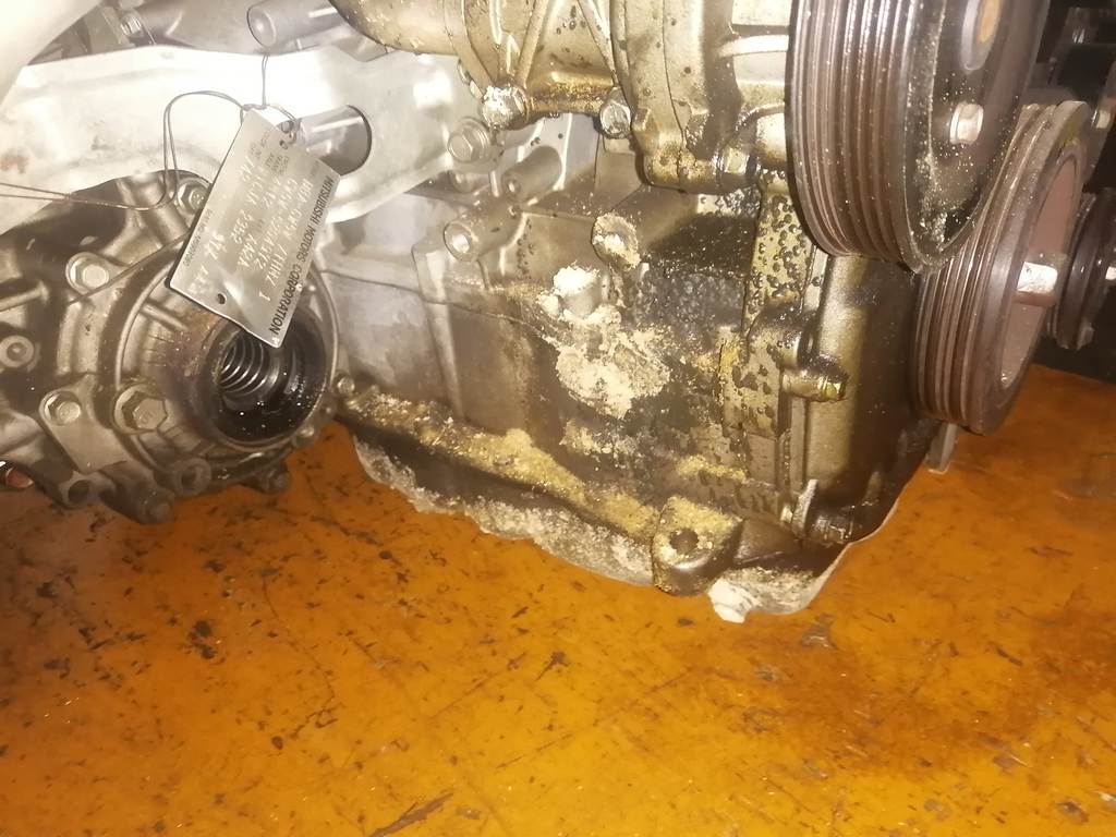 двигатель Mitsubishi Outlander