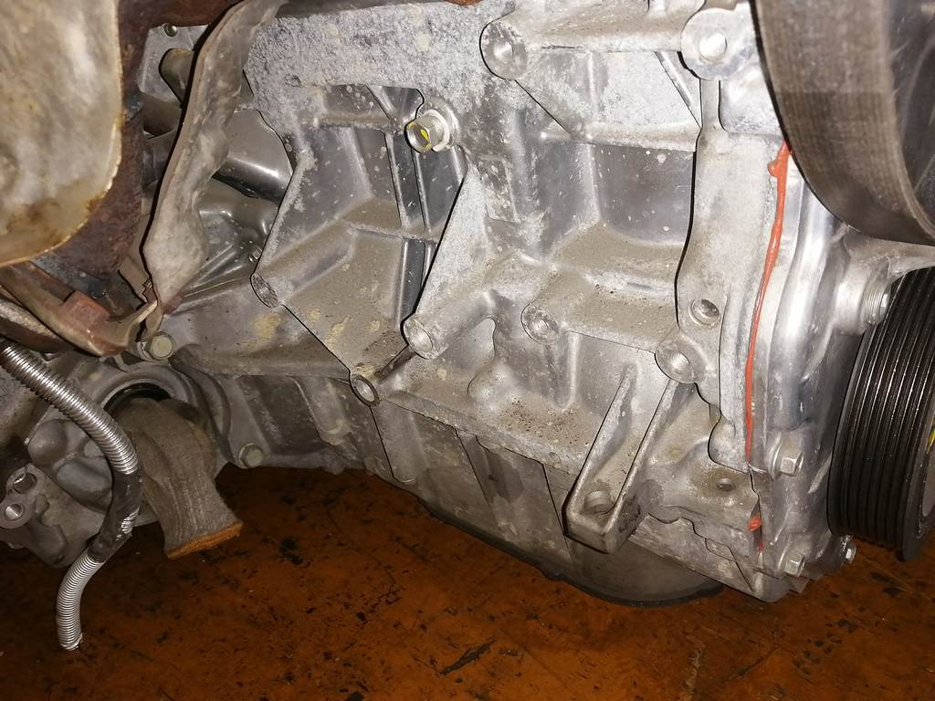 двигатель Nissan Note