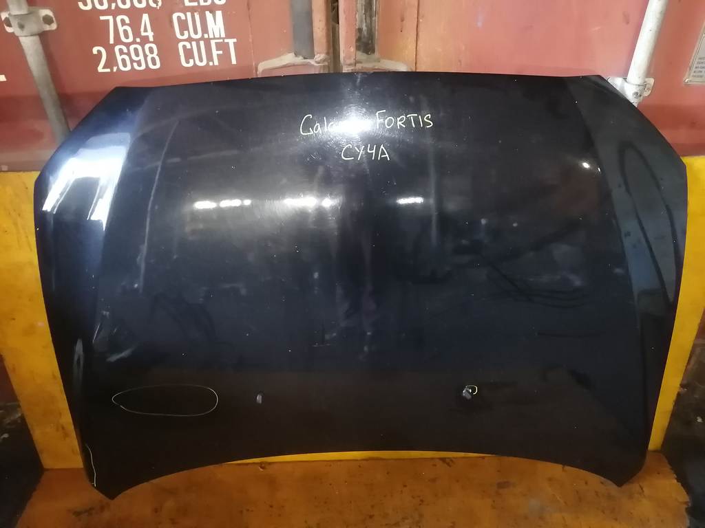 капот Mitsubishi Galant Fortis