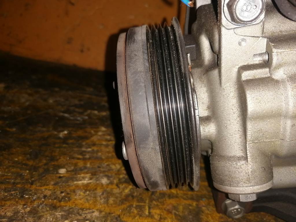 компрессор кондиционера Subaru Impreza