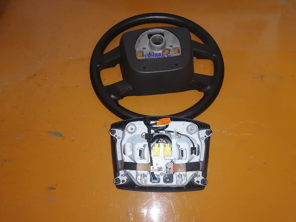 airbag водительский Volkswagen Touareg