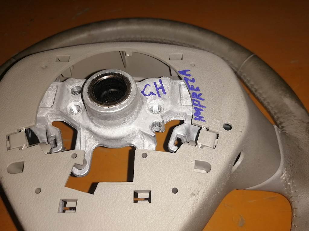 airbag водительский Subaru Impreza