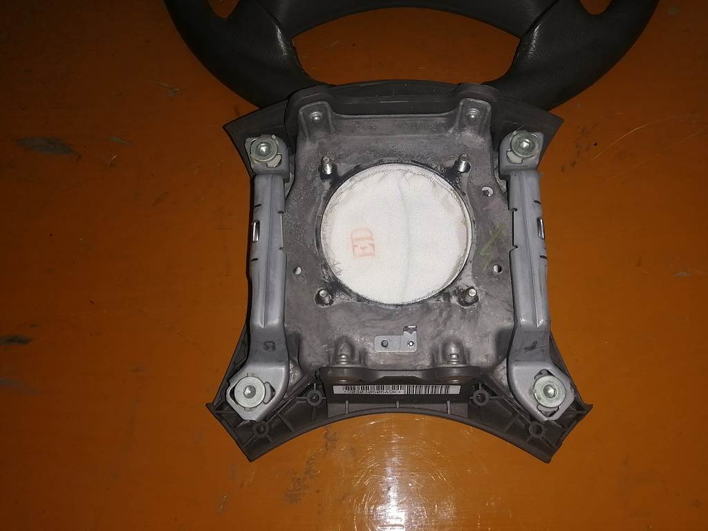 airbag водительский Toyota Camry