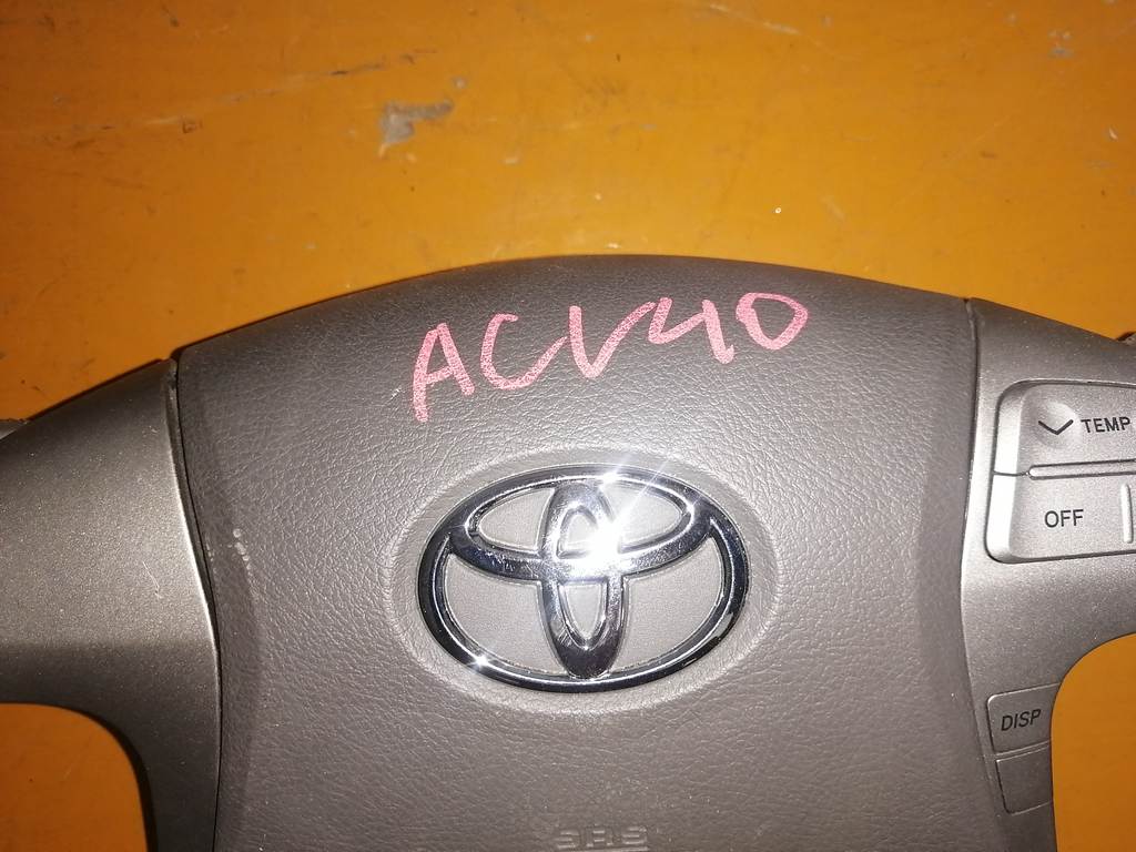 airbag водительский Toyota Camry