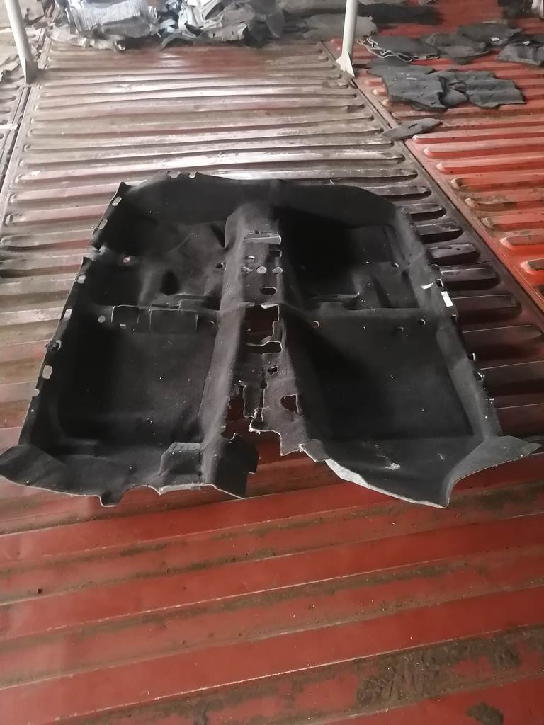ковер салона Nissan Teana