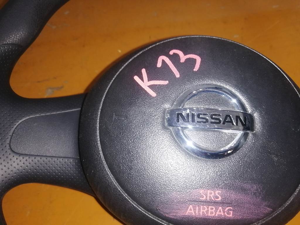 airbag водительский Nissan March