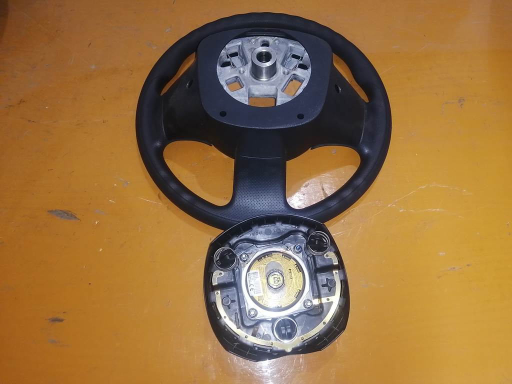 airbag водительский Nissan March