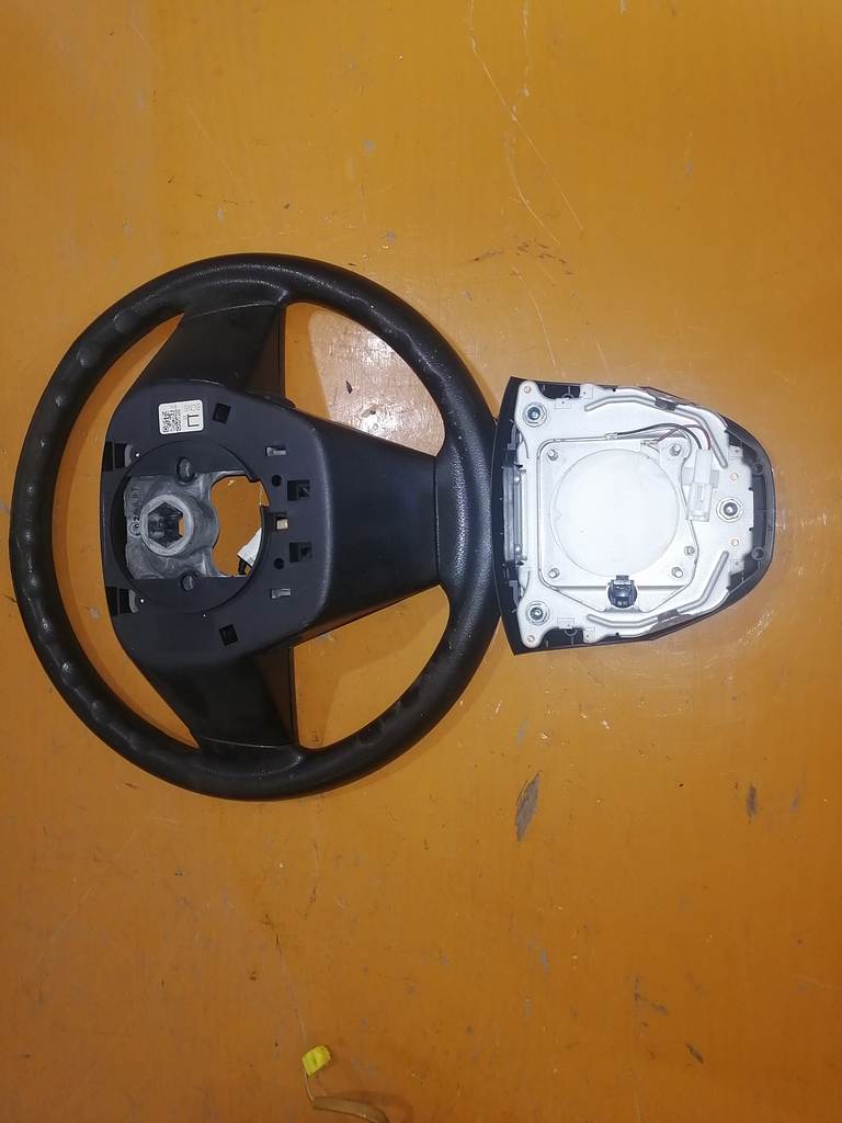airbag водительский Mazda Axela