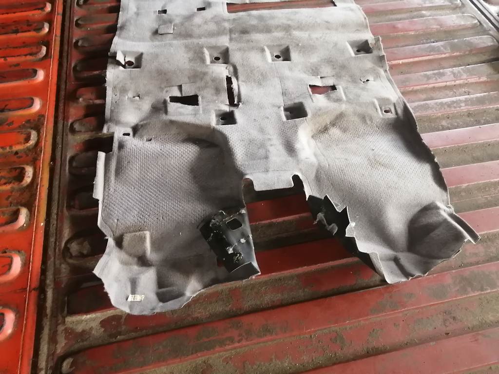 ковер салона Mazda MPV