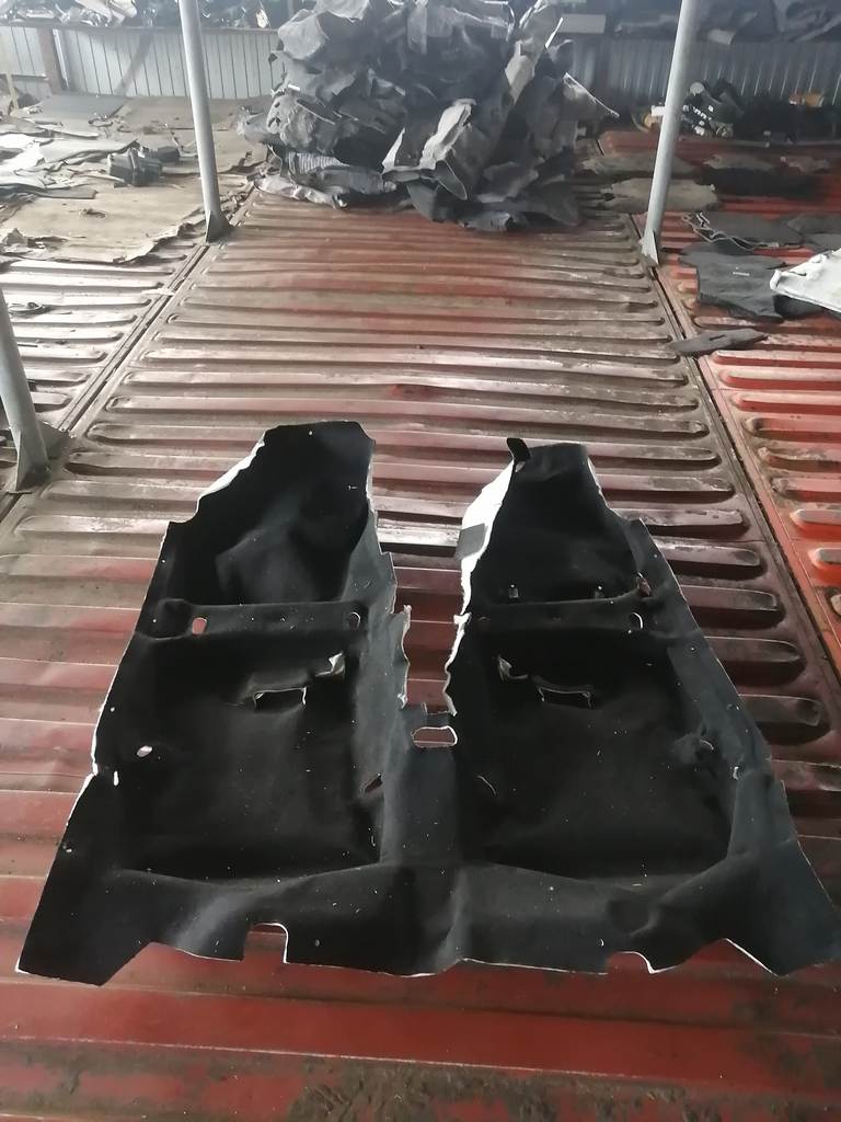 ковер салона Mazda Axela