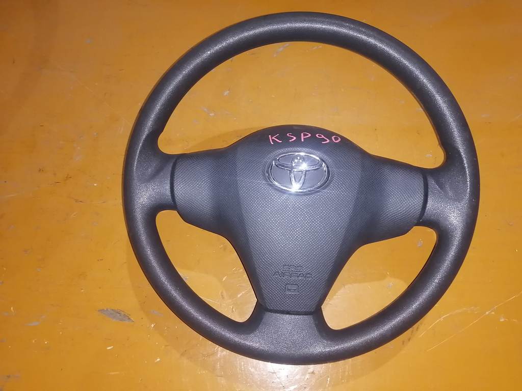 airbag водительский Toyota Vitz