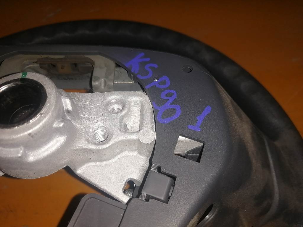 airbag водительский Toyota Vitz