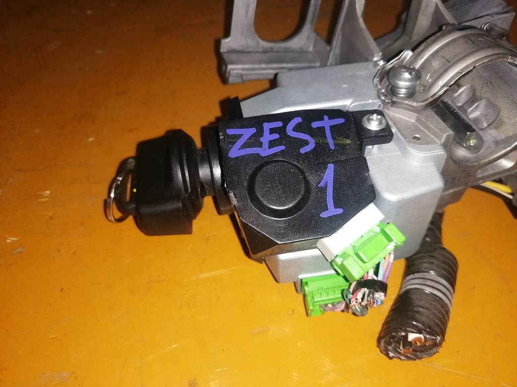 замок зажигания Honda Zest