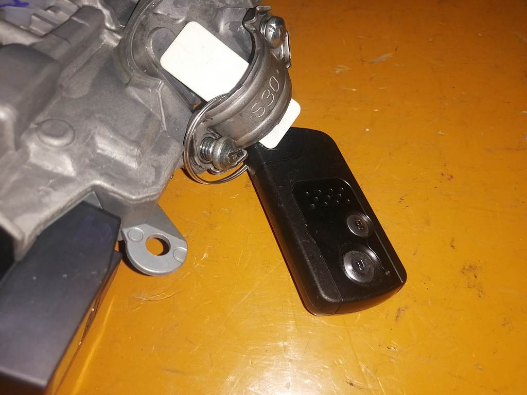 замок зажигания Honda Fit Shuttle