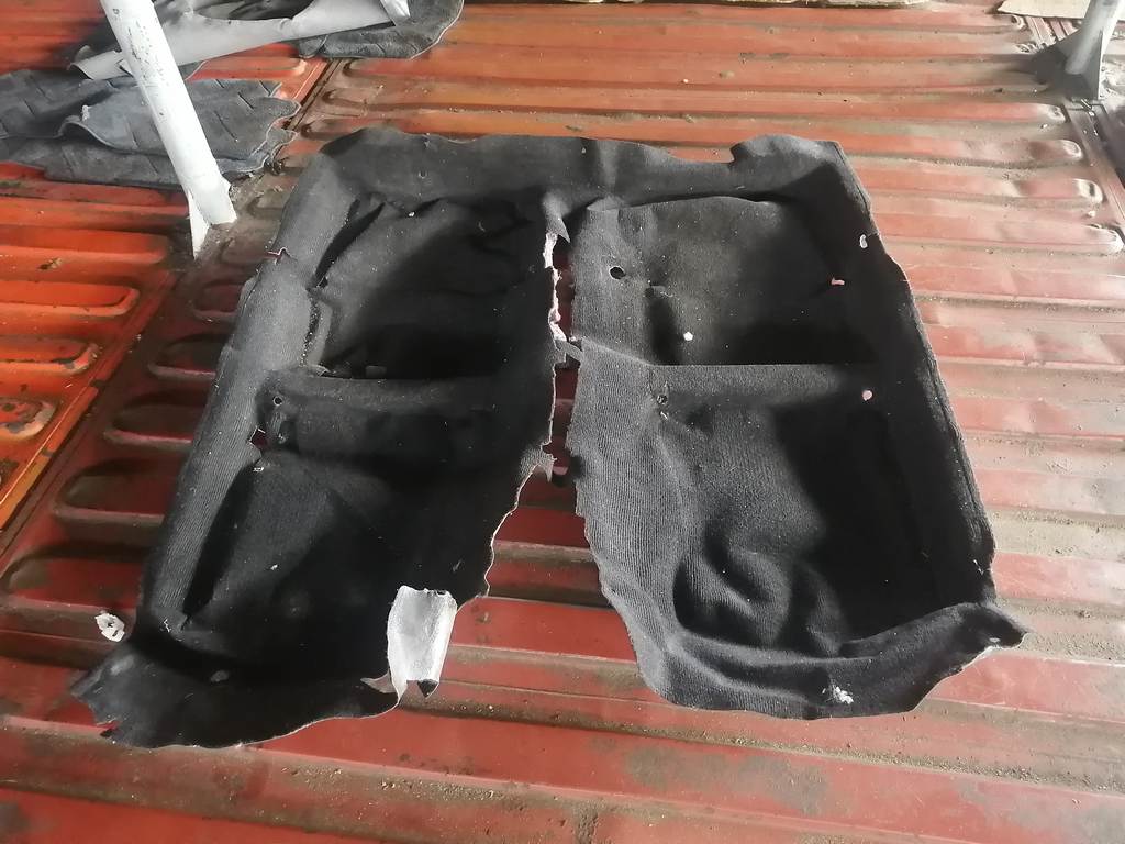 ковер салона Subaru Impreza