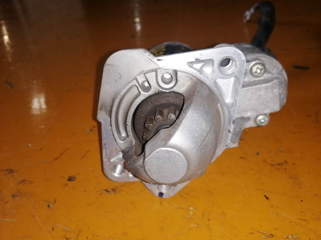 стартер Mazda Demio