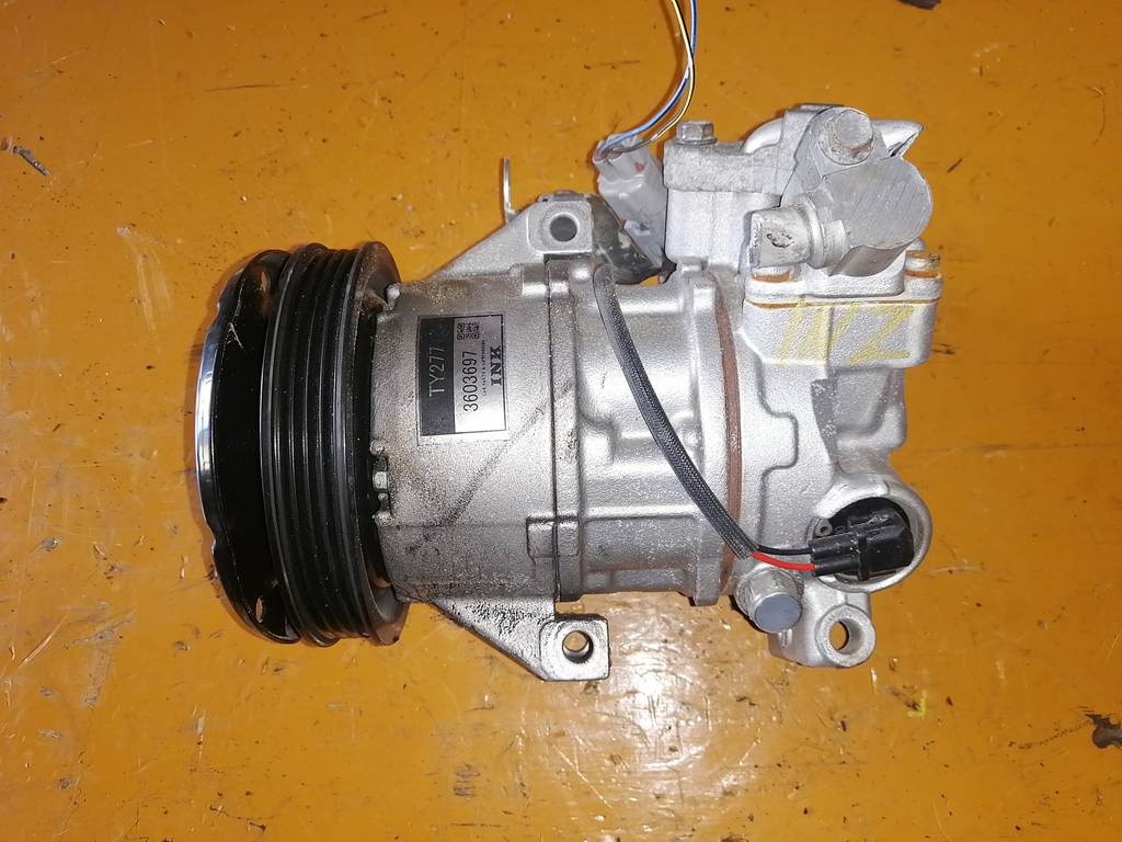компрессор кондиционера Toyota Probox