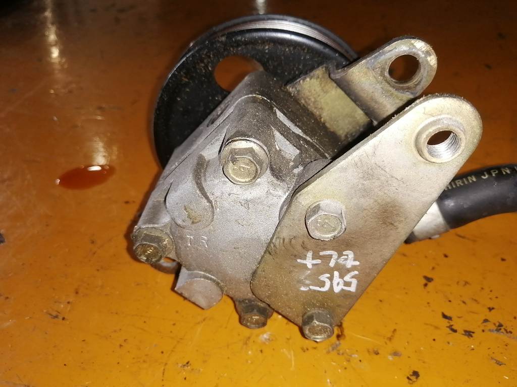 гидроусилитель Nissan Serena