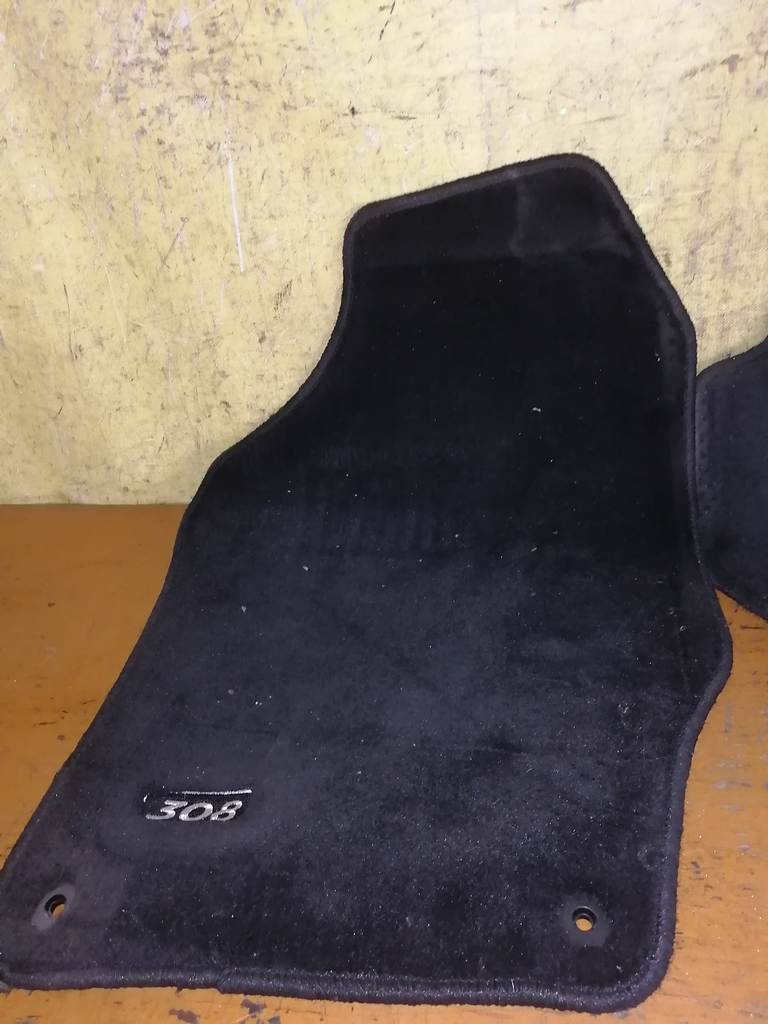 коврик Peugeot 308
