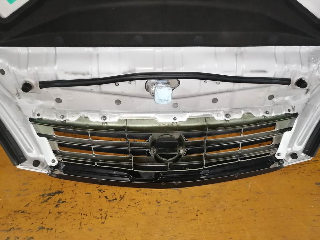 капот Nissan Teana