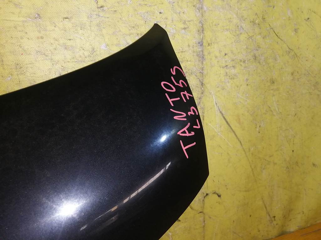капот Daihatsu Tanto
