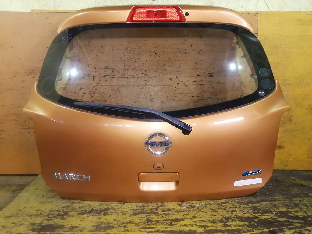 дверь 5-я Nissan March