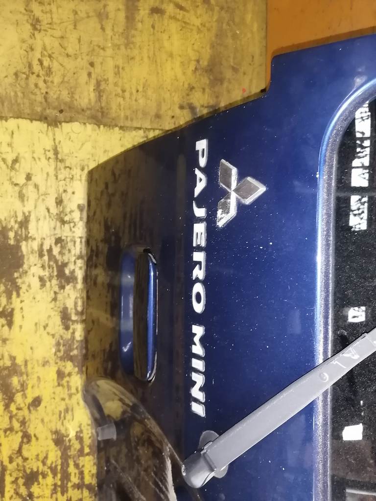 дверь 5-я Mitsubishi Pajero Mini