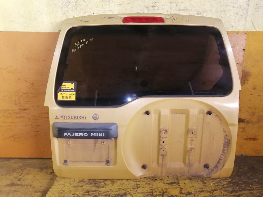 дверь 5-я Mitsubishi Pajero Mini