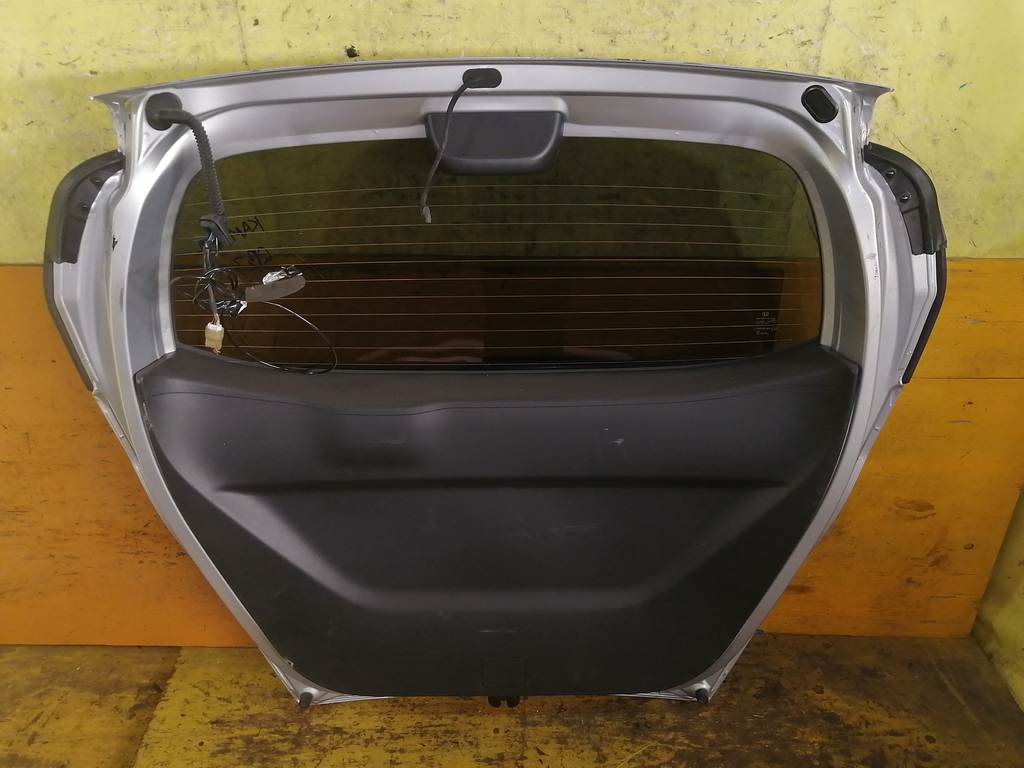 дверь 5-я Honda Freed