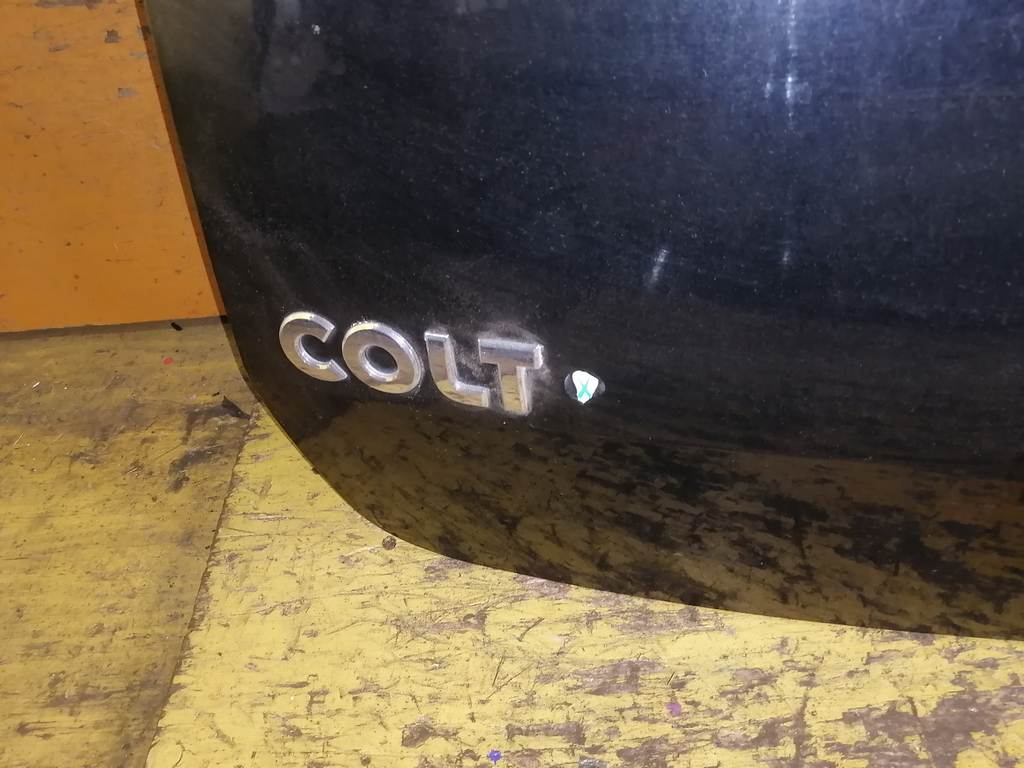 дверь 5-я Mitsubishi Colt