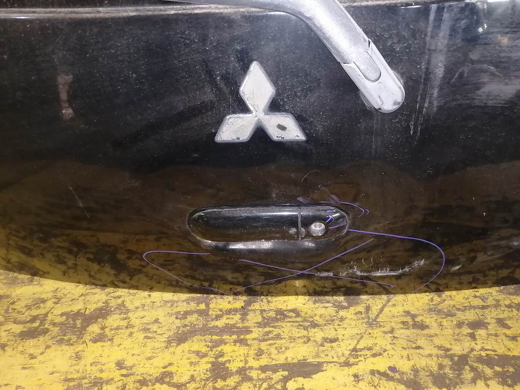 дверь 5-я Mitsubishi Colt