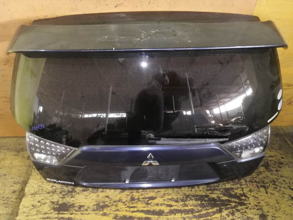 дверь 5-я Mitsubishi Outlander