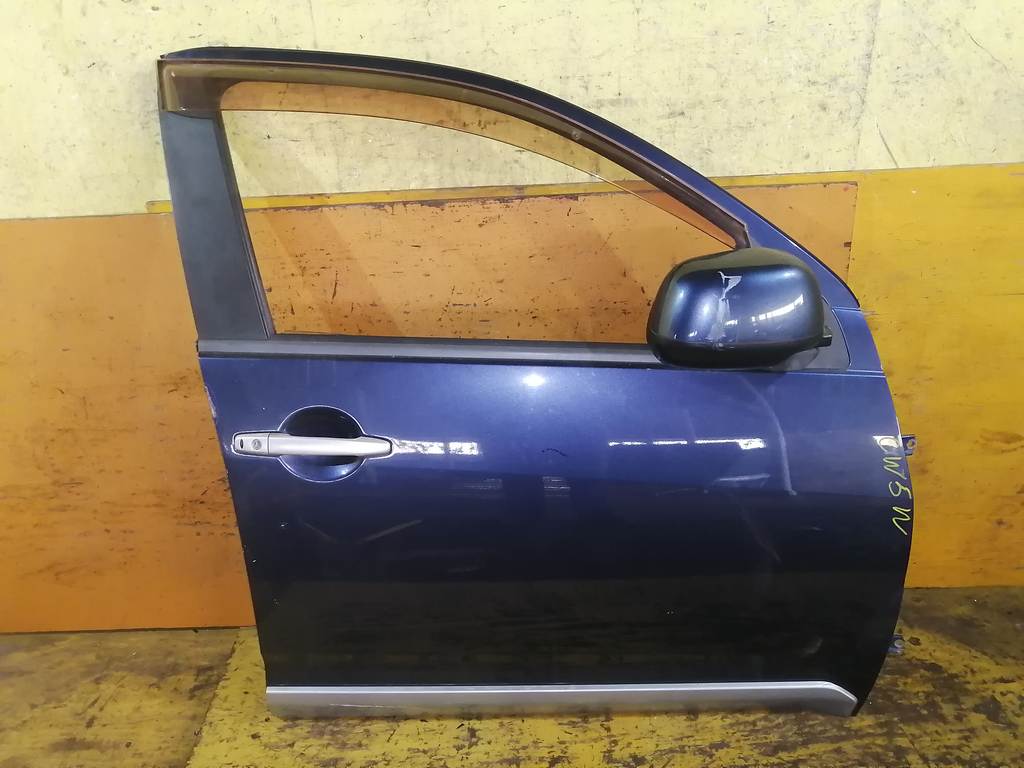 дверь Mitsubishi Outlander