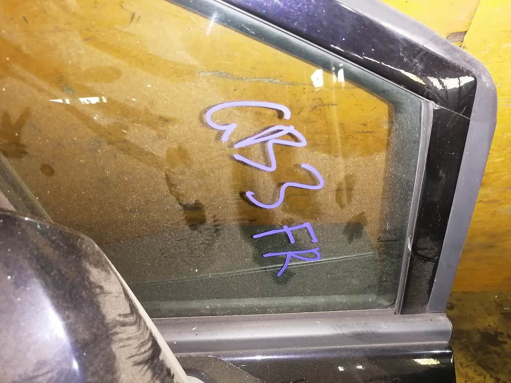 дверь Honda Freed Spike