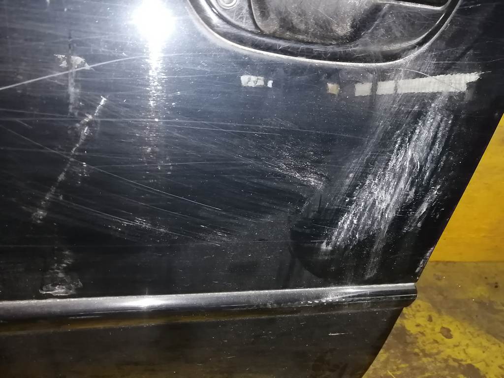 дверь Subaru Legacy