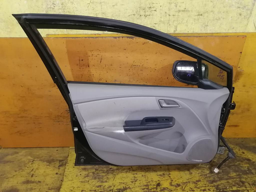 дверь Honda Insight
