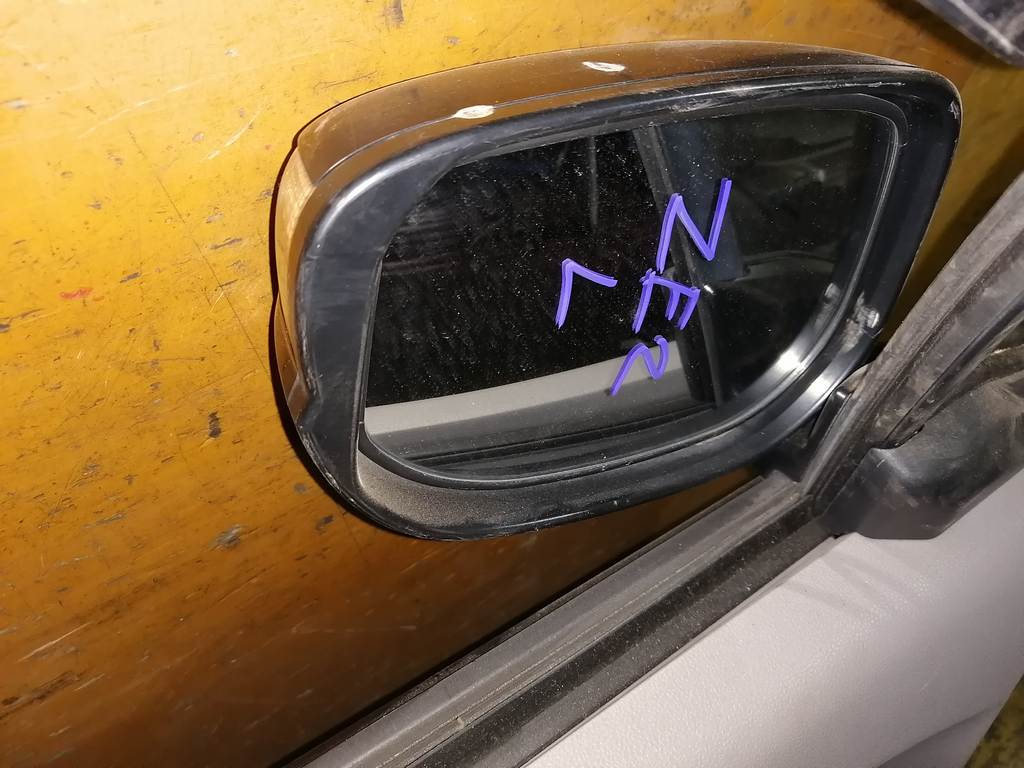 зеркало Honda Insight