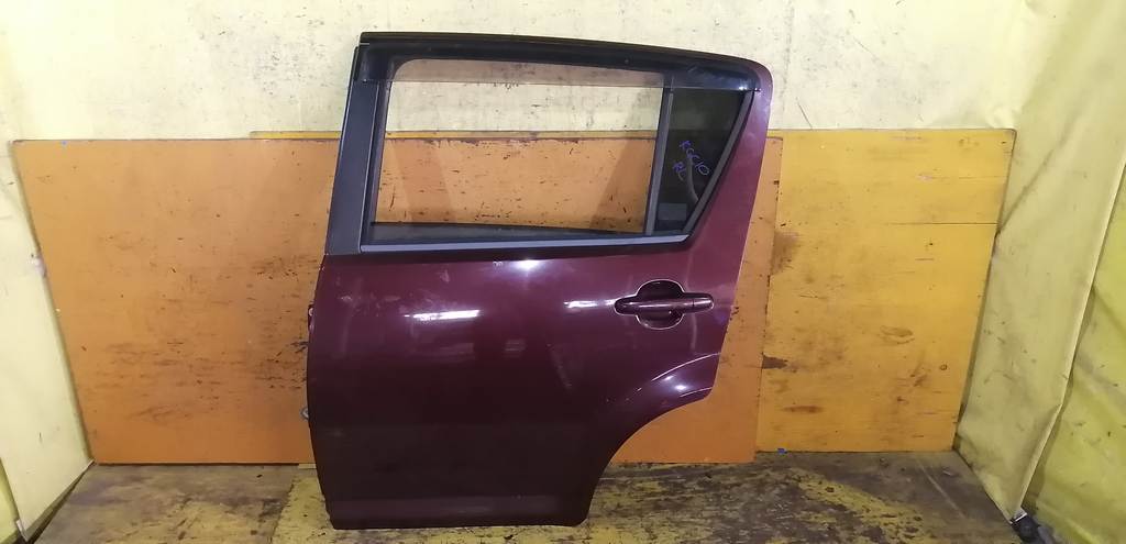 дверь Toyota Passo