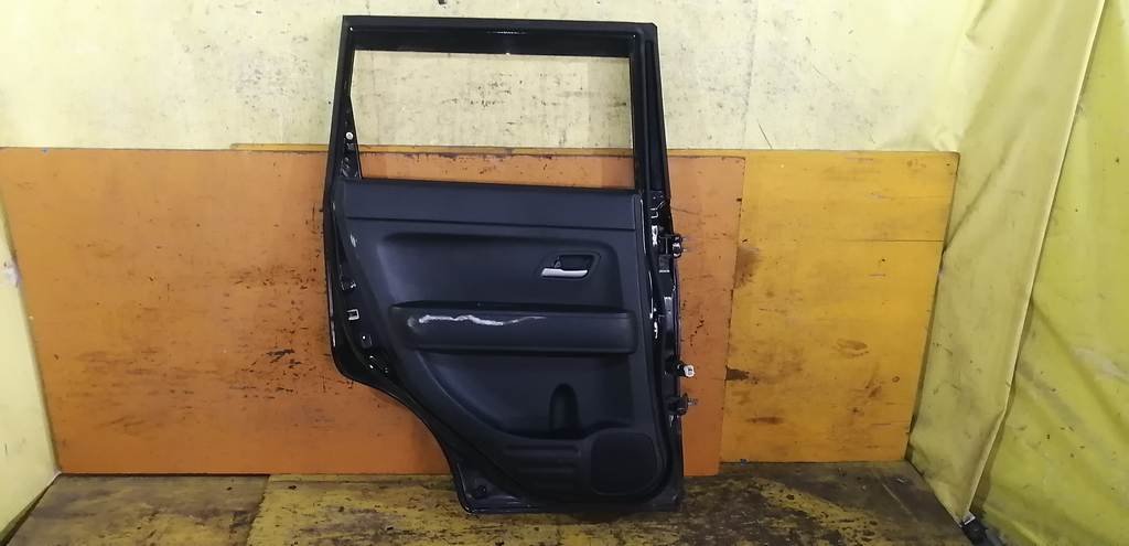 дверь Honda Zest