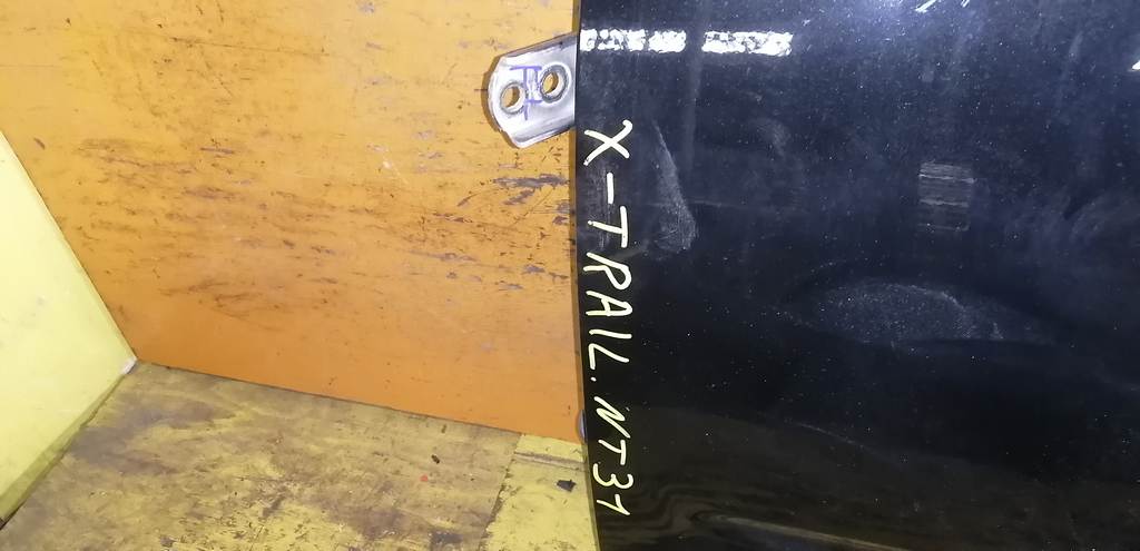 дверь Nissan X-Trail