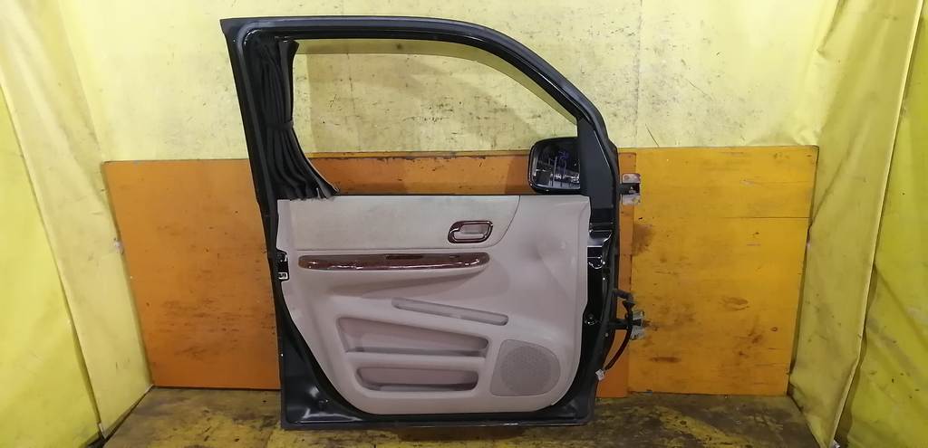 дверь Honda Stepwgn